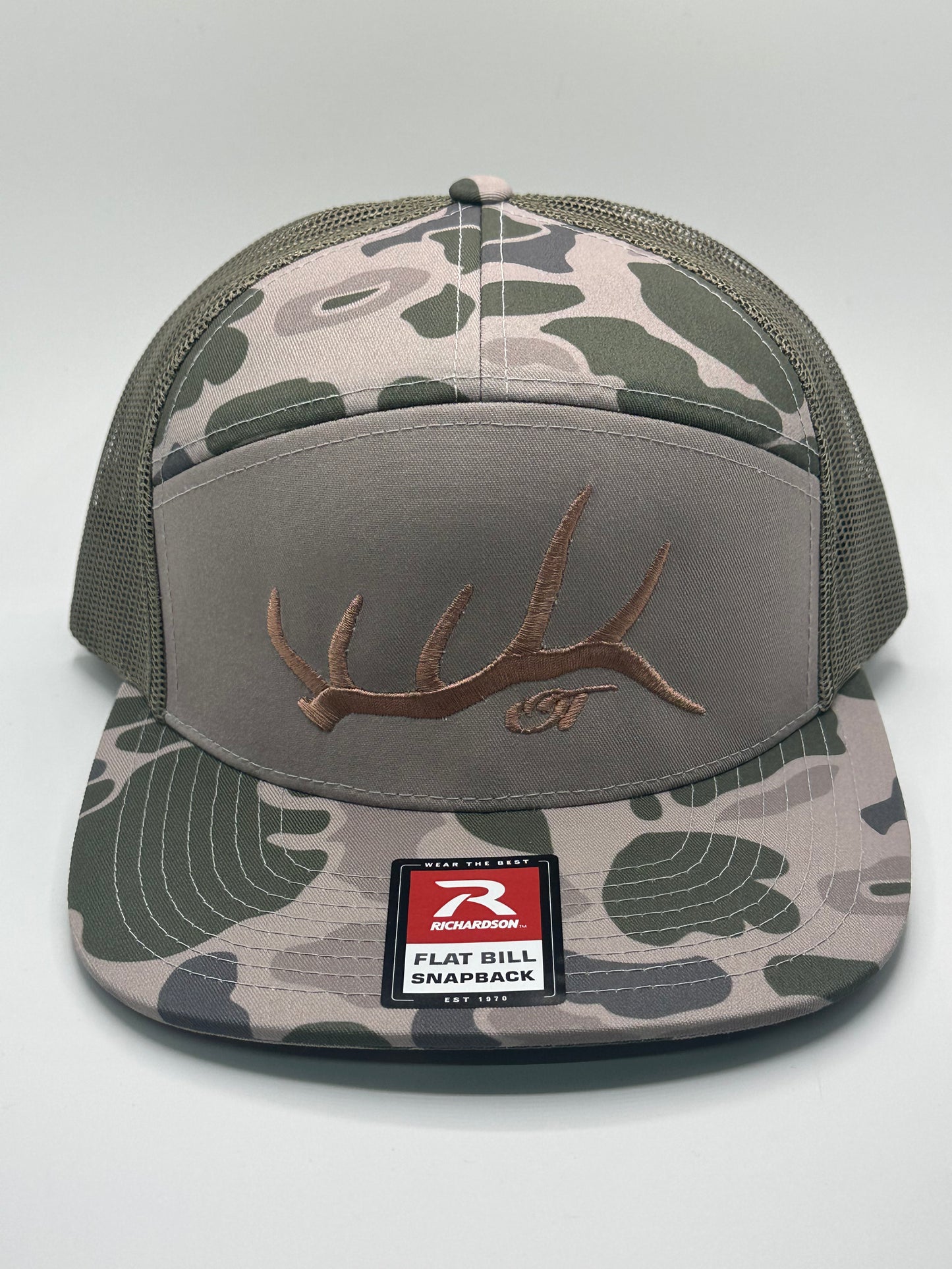 OT ELK Shed Embroidered Richardson 168